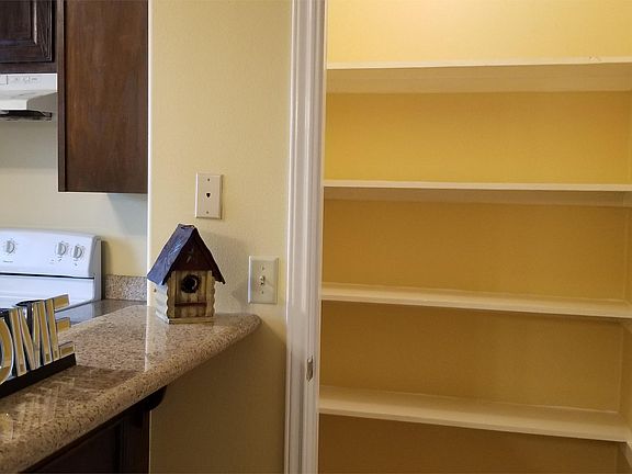 4th image of 403 S 48th Ln APT 3