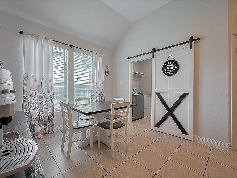 4227 Lodge Ranch Ct — Photo 17