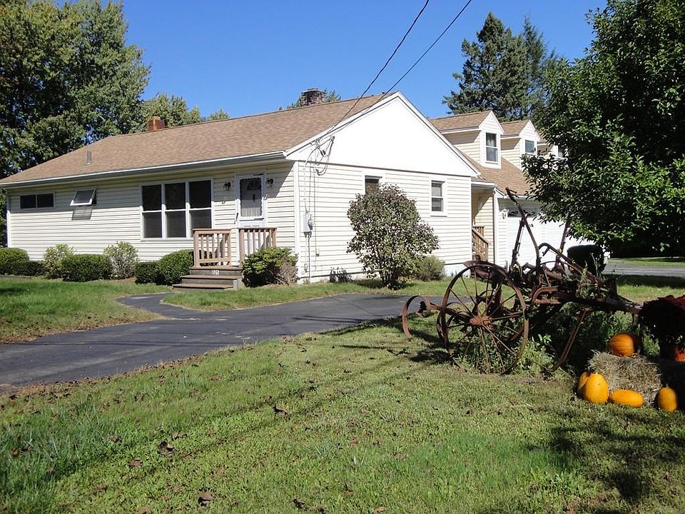 1st image of 325 Pleasant St