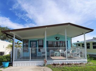 4050 Honolulu Dr, Ruskin, FL 33570