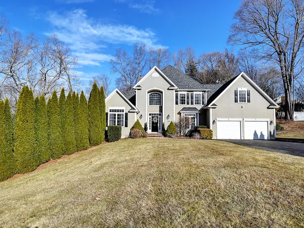 40 Kensington Court, Cheshire, CT 06410