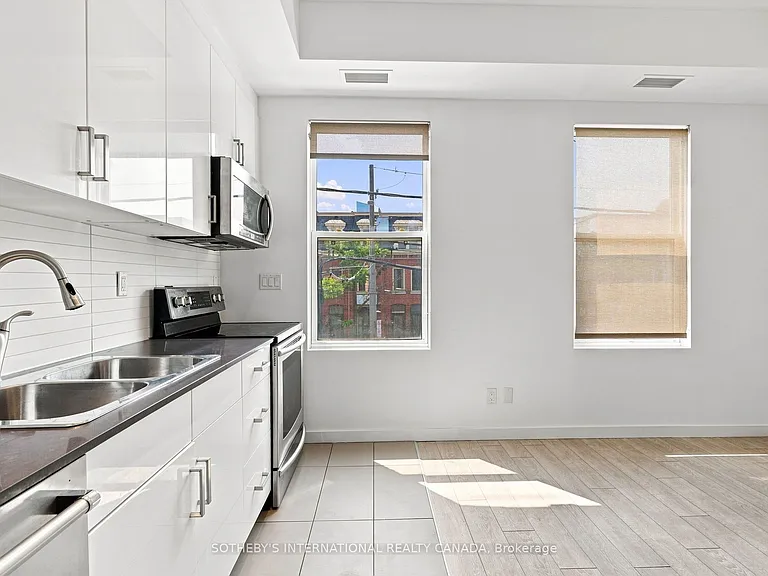 433 Parliament St #201 — Photo 2