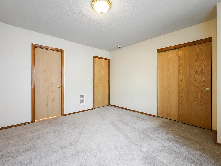 2819-2835 SE 90th Pl — Photo 6