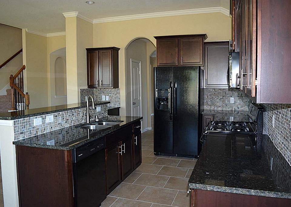 1st image of 605 Forest Village Cir