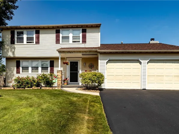 7769 New Hope E, Liverpool, NY 13090