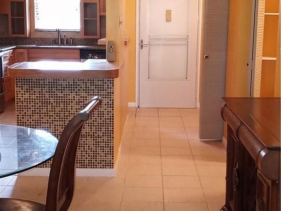 5th image of 6100 NW 44th Street #204-2
