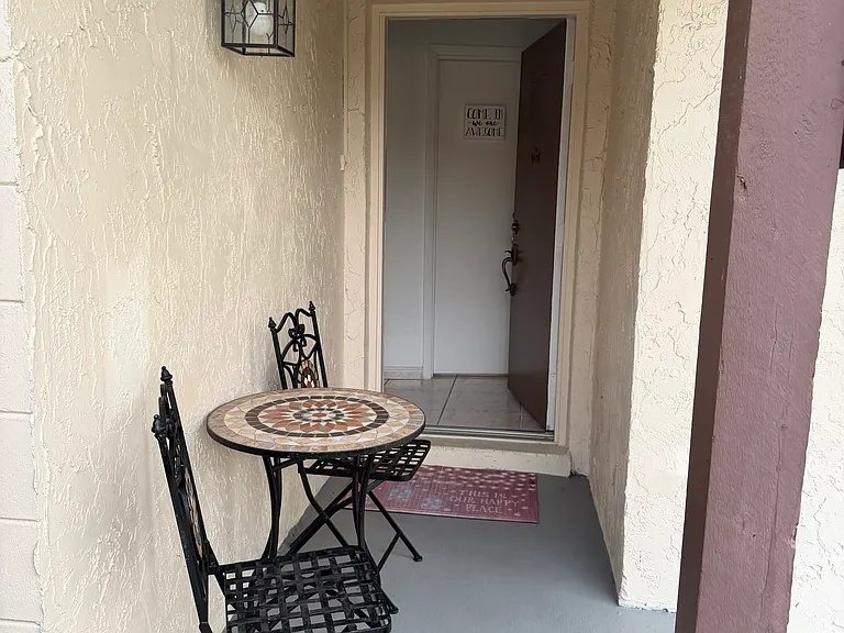 Feather Ln — Photo 8