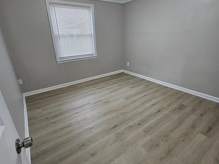 17670 Lincoln Ave — Photo 4