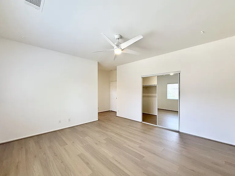 43615 Roebelenii Way — Photo 7