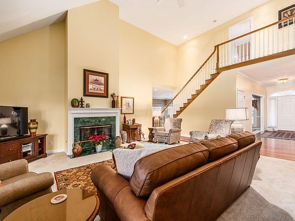 4th image of 13265 Wellesley Dr