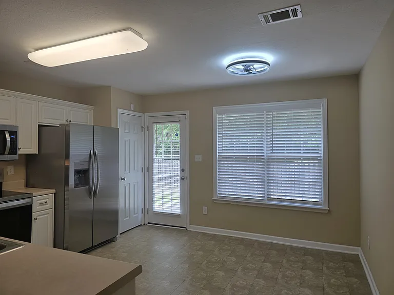 2918 Carey Ct #1 — Photo 8