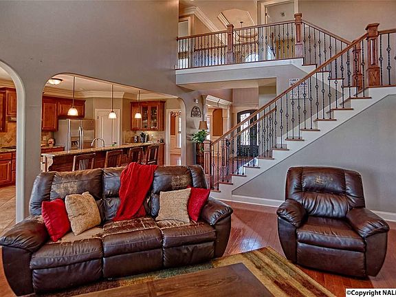 2nd image of 4 Abby Glen Way