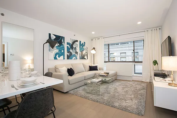 Rented by Bedrose | media 45