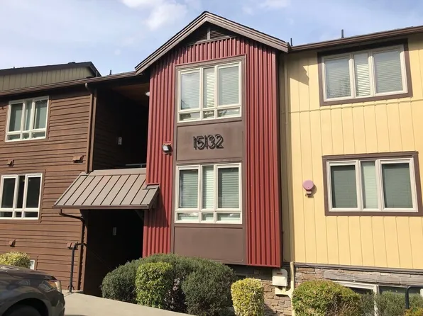 15132 NE 82nd St Unit 203, Redmond, WA 98052