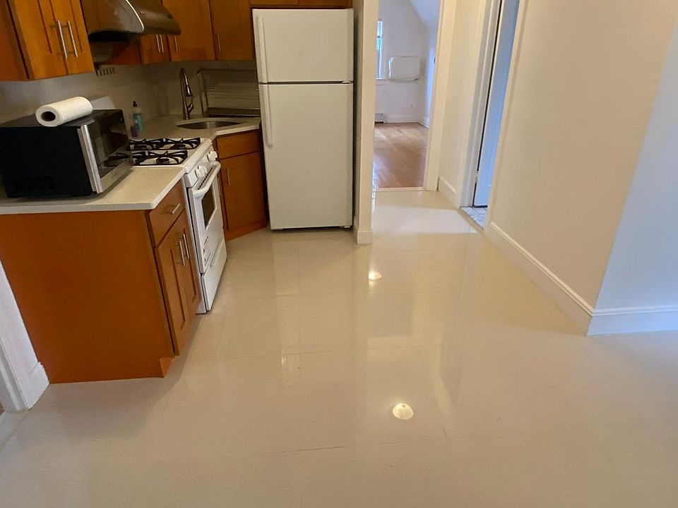 1st image of 20710 33rd Ave