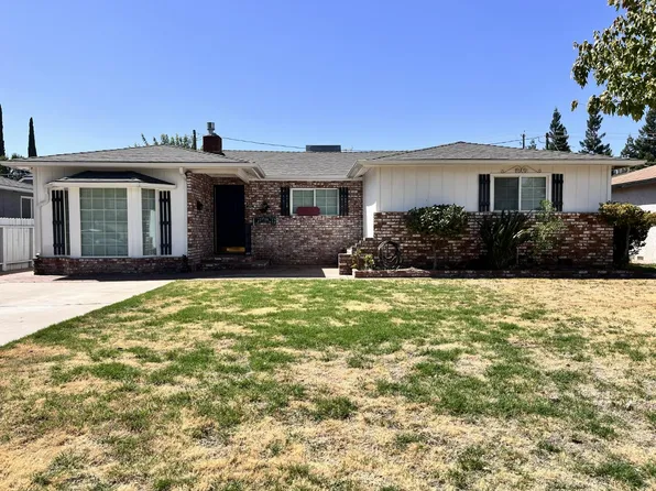 144 N Pollasky Ave, Clovis, CA 93612