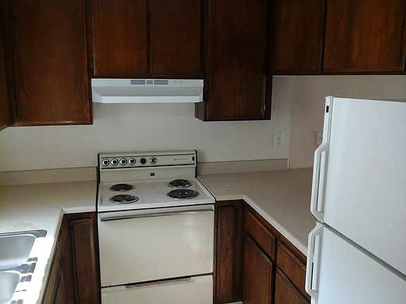 2nd image of 4332 Parks Ave #22