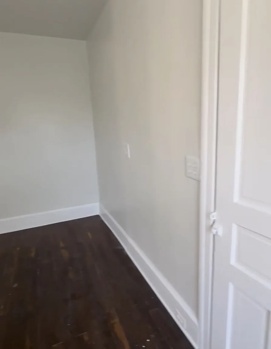 5 bed, 1772 sqft, $3,799 — Photo 4