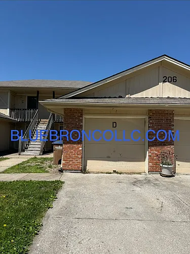 206 Sky Vue Dr. Photo 1