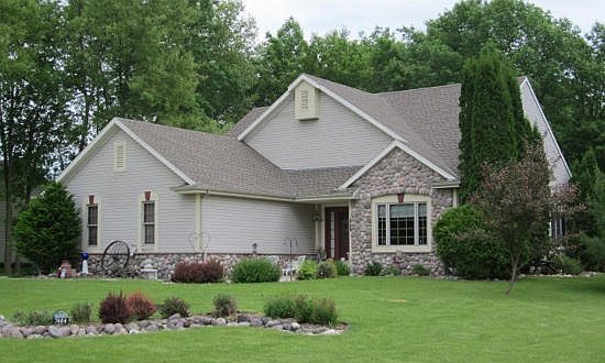 1st image of W241N7404 S Woodsview Dr