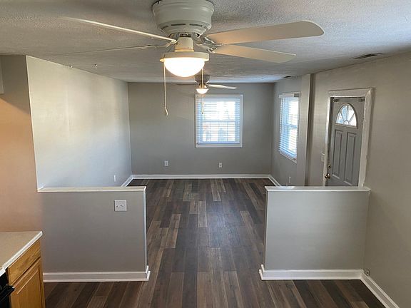 3rd image of 5809 Elder St #2