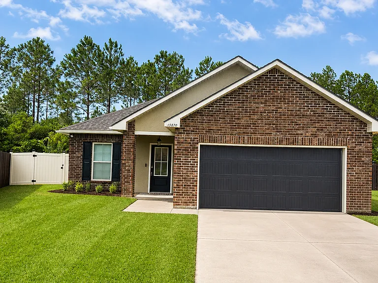 13870 Maddie Cir — Photo 1