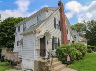 7 Fairmount Ave, Lincoln, RI 02865