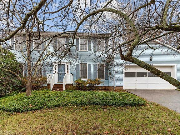3rd image of 2905 Stradford Ln NW