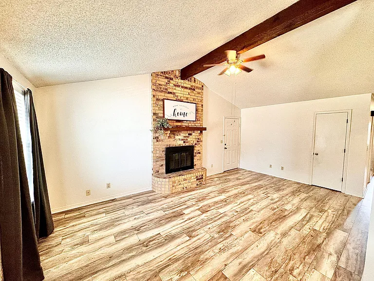 4138 Faith Rd — Photo 4
