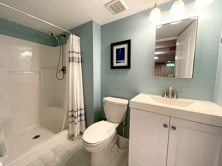 Basement full bath
