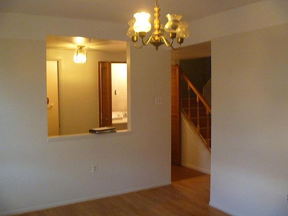 2nd image of 14699 Balsam St
