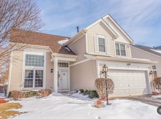 1297 Dunbarton Dr, Aurora, IL 60502