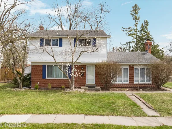 22912 Glenmoor Hts, Farmington, MI 48336