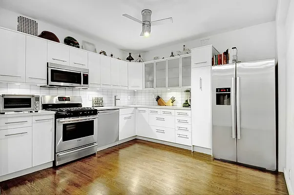 Sold by Keller Williams NYC | media 2