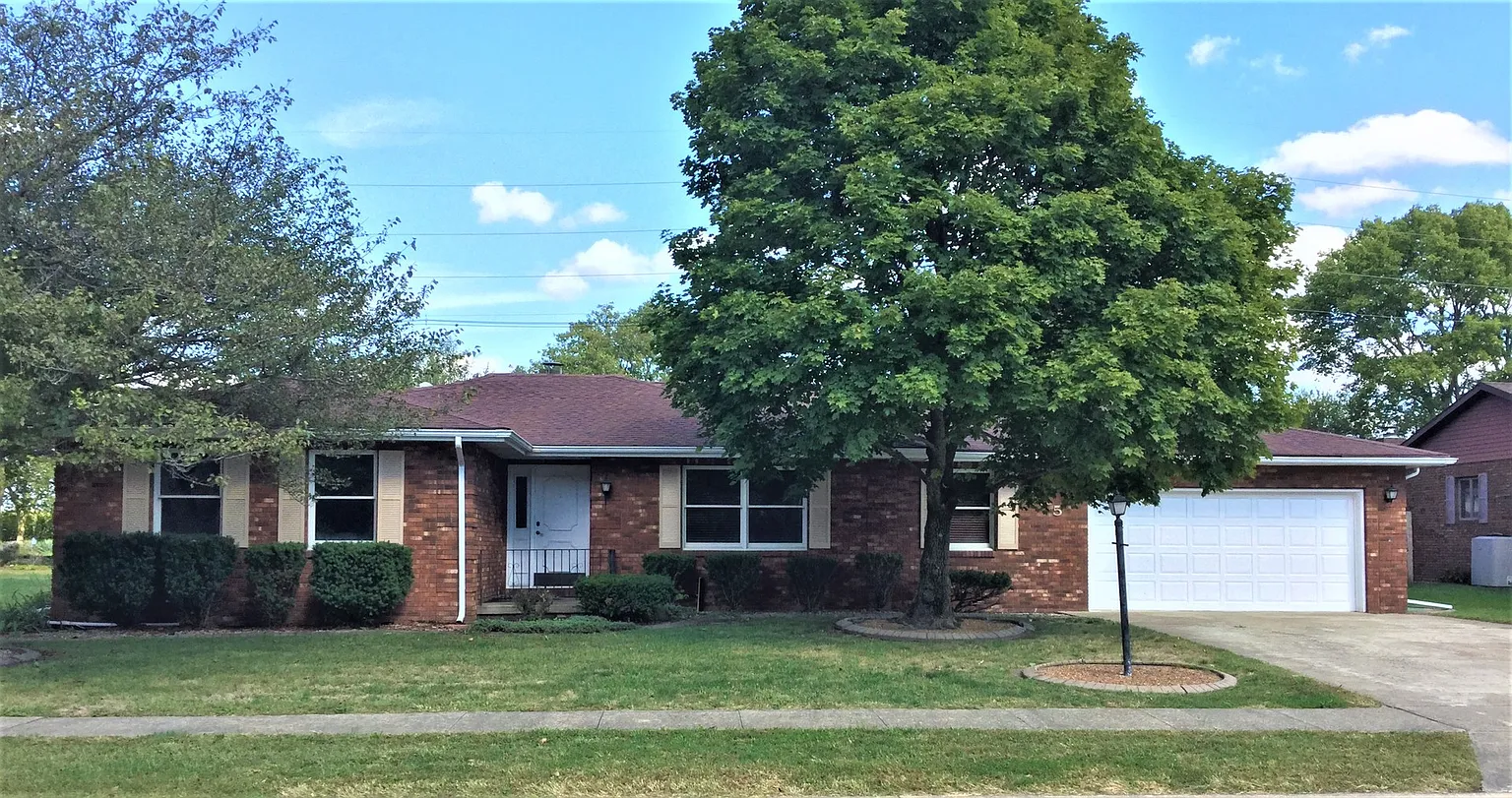 405 Moraine Dr photo 1