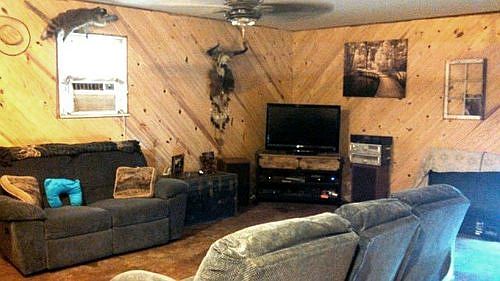 5th image of 1180 County Road 4316 N