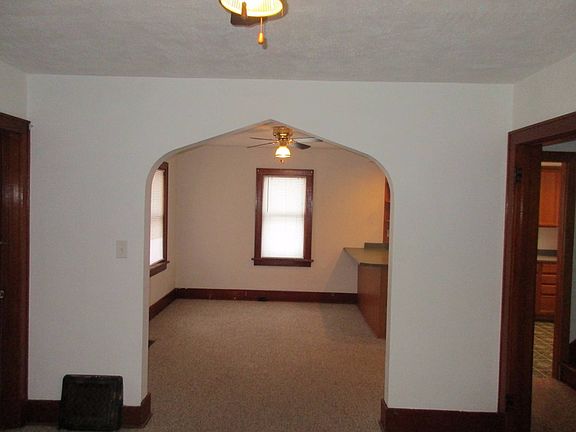 5th image of 702 4th Ave