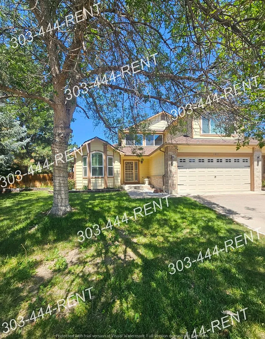 Back to School Special Spacious 5-Bedroom Thornton Home with Finished Basement & 3-Car Garage — Photo 1