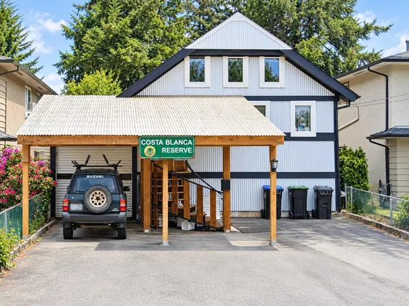 1867 Salisbury Ave, Pt Coquitlam, BC V3B 1X6