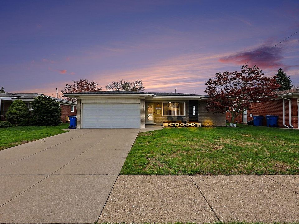 1st image of 27548 Bonnie Dr