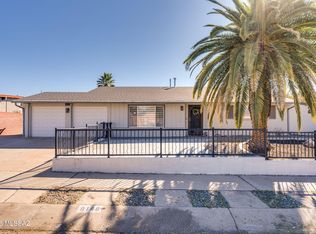 9148 E Bellevue St, Tucson, AZ 85715