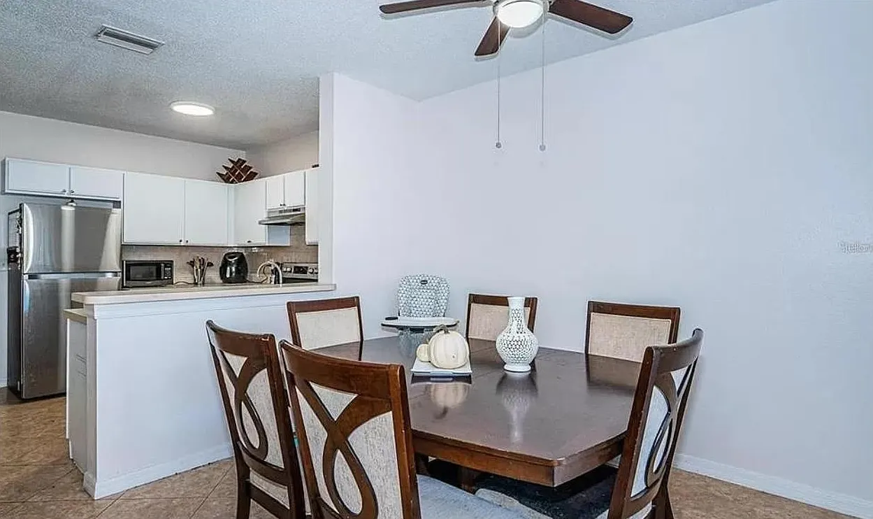 3 bed, 1506 sqft, $2,200 — Photo 4