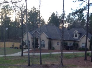 402 Oak Valley Rd, Deatsville, AL 36022