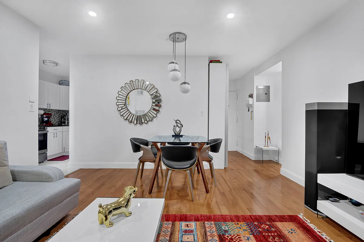 571-579 Academy St Unit 1D  