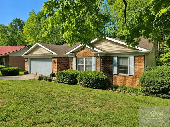 167 Doewood Dr, Princeton, WV 24740