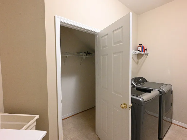 14614 Charter Walk Pl — Photo 10