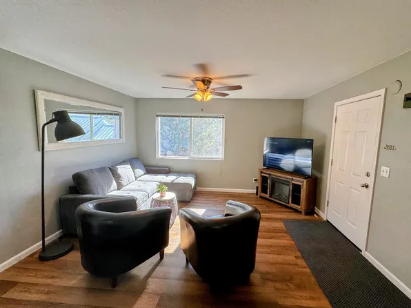 11305 Northwoods Blvd, Truckee, CA