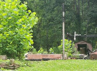 3293 Carrs Run Rd, Beaver, OH 45613