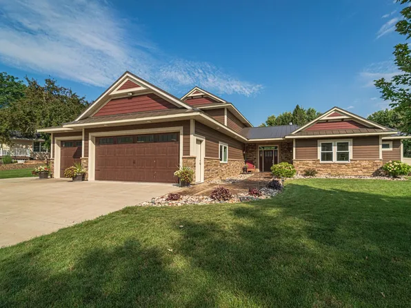 3664 Basswood Cir SW, Prior Lake, MN 55372