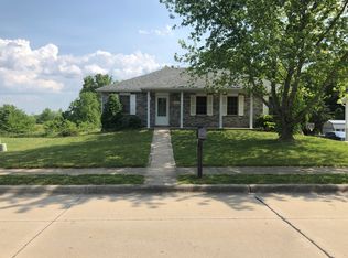 3931 Liverpool Dr, Jefferson City, MO 65109